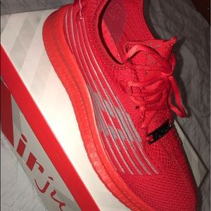 Men’s Red Air Jump Fly Knit Shoes